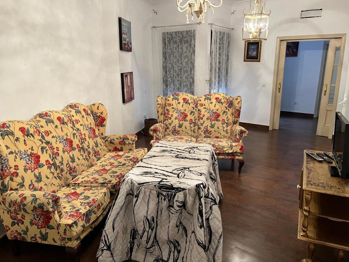 Apartamento En Pleno Centro De Marchena 3 Dormitorios 3 Banos Privados Екстер'єр фото