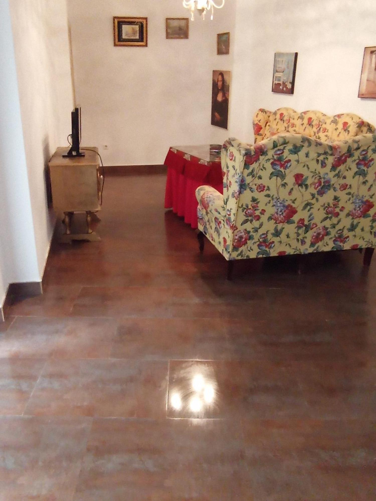 Apartamento En Pleno Centro De Marchena 3 Dormitorios 3 Banos Privados Екстер'єр фото