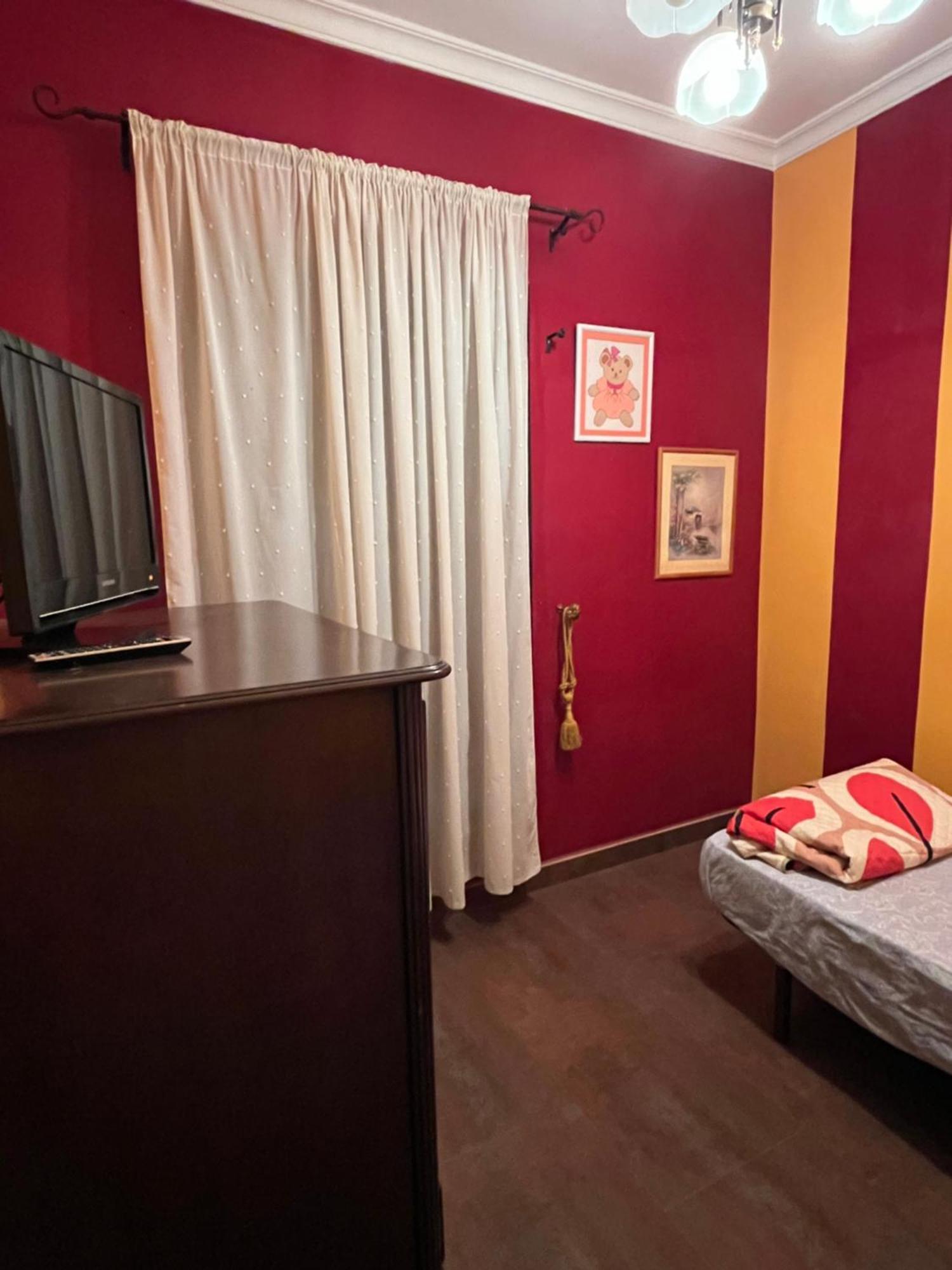 Apartamento En Pleno Centro De Marchena 3 Dormitorios 3 Banos Privados Екстер'єр фото