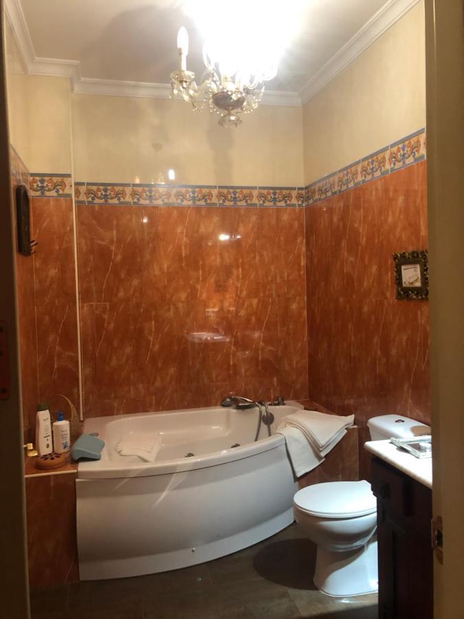 Apartamento En Pleno Centro De Marchena 3 Dormitorios 3 Banos Privados Екстер'єр фото