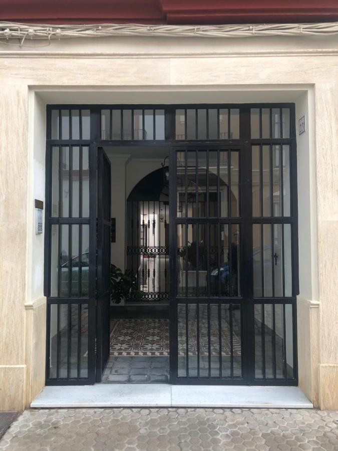 Apartamento En Pleno Centro De Marchena 3 Dormitorios 3 Banos Privados Екстер'єр фото
